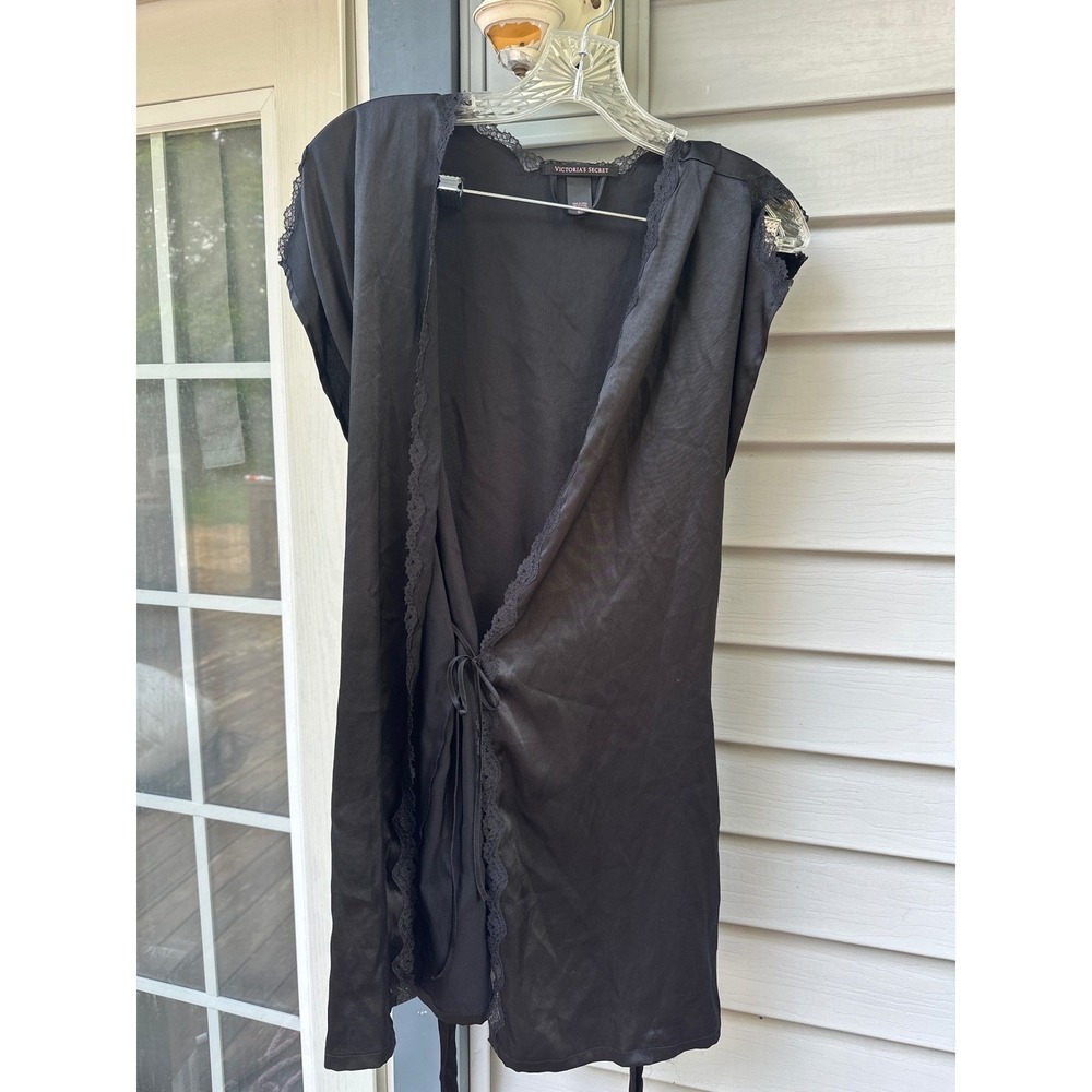Victorias Secret Black Satin Lace Trim Short Robe Kimono Small Small/Petite